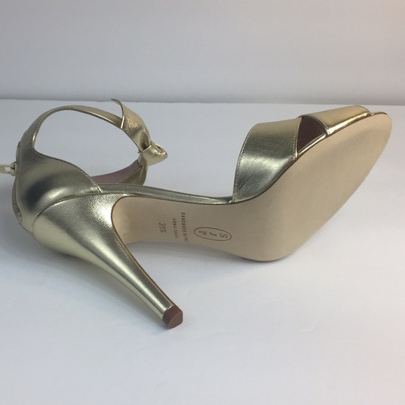 New SJP by Sarah Jessica Parker Buckingham heels - Picture 6 of 8